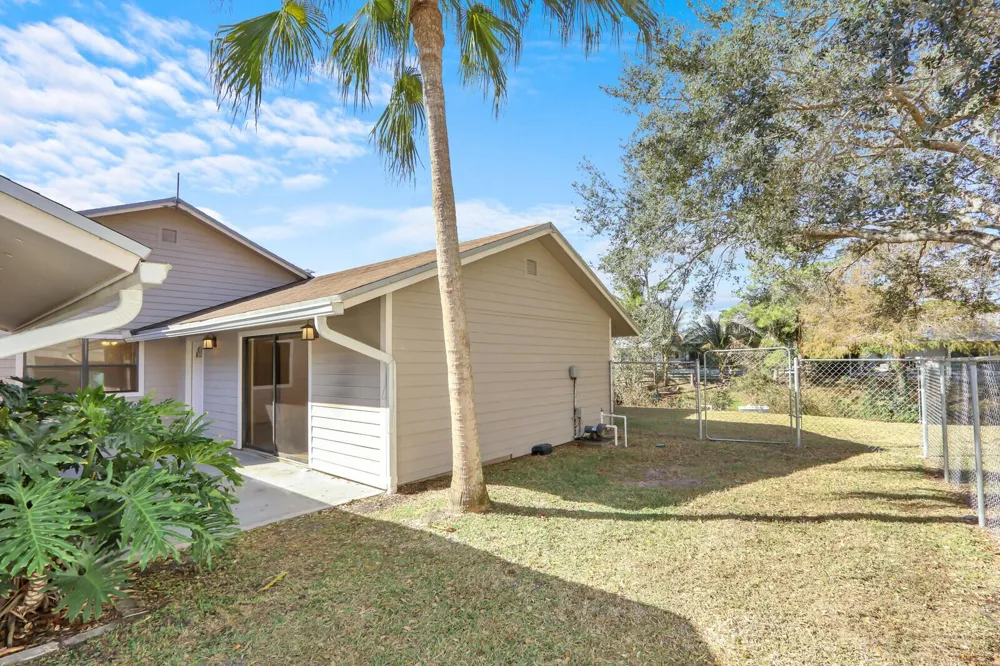 8074 SE River Lane Stuart, FL 34997
