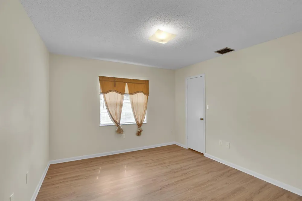2007 Oleander Boulevard #Apt D Fort Pierce, FL 34950