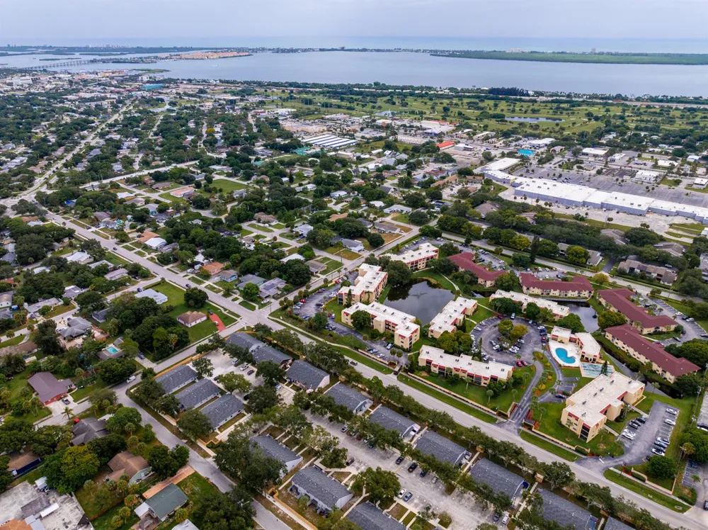 2007 Oleander Boulevard #Apt D Fort Pierce, FL 34950