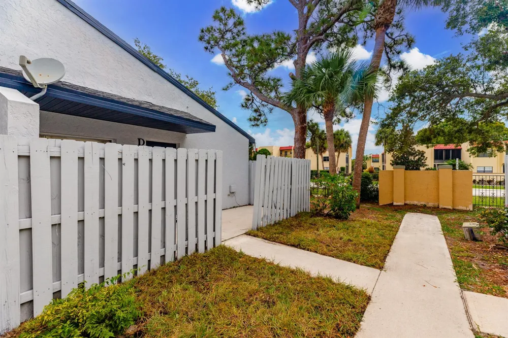 2007 Oleander Boulevard #Apt D Fort Pierce, FL 34950