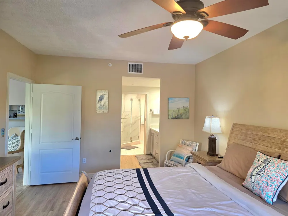 300 Uno Lago Drive #305 Juno Beach, FL 33408