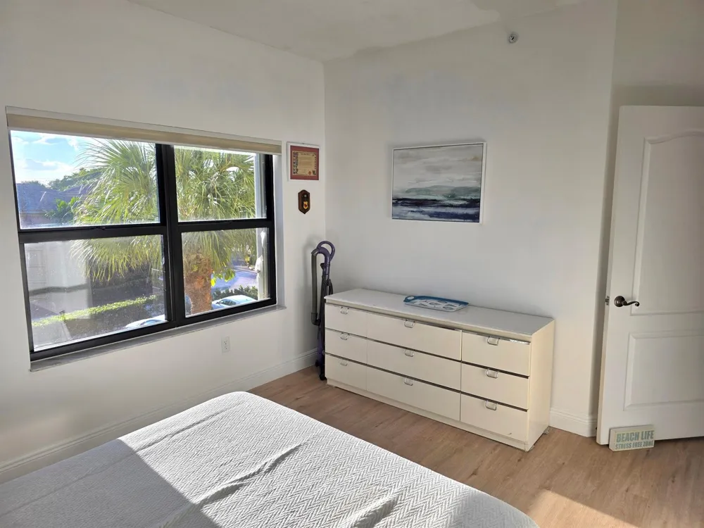 300 Uno Lago Drive #305 Juno Beach, FL 33408