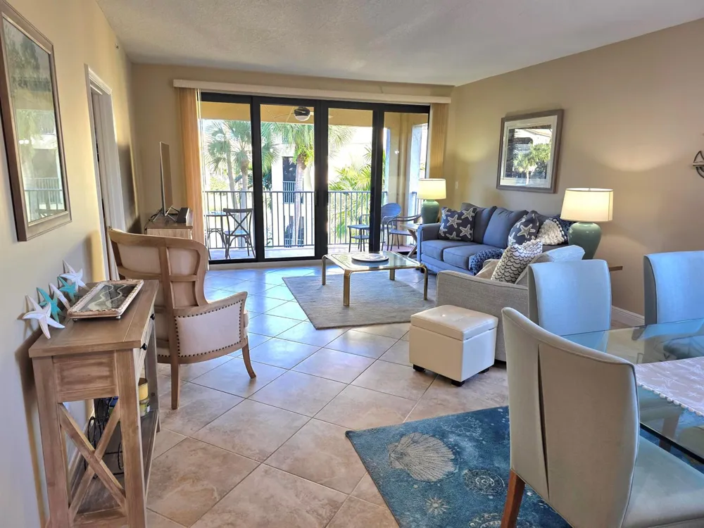 300 Uno Lago Drive #305 Juno Beach, FL 33408