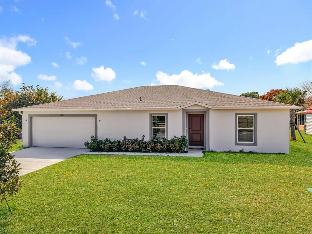 1390 Schumann Drive Sebastian, FL 32958