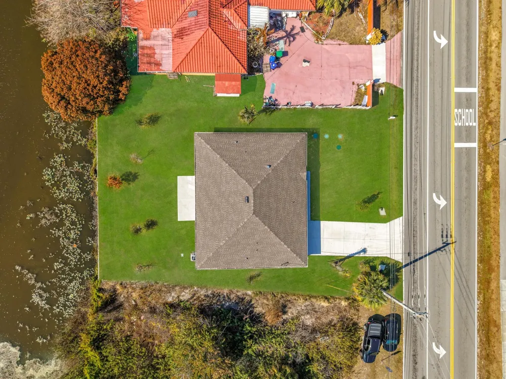 1390 Schumann Drive Sebastian, FL 32958