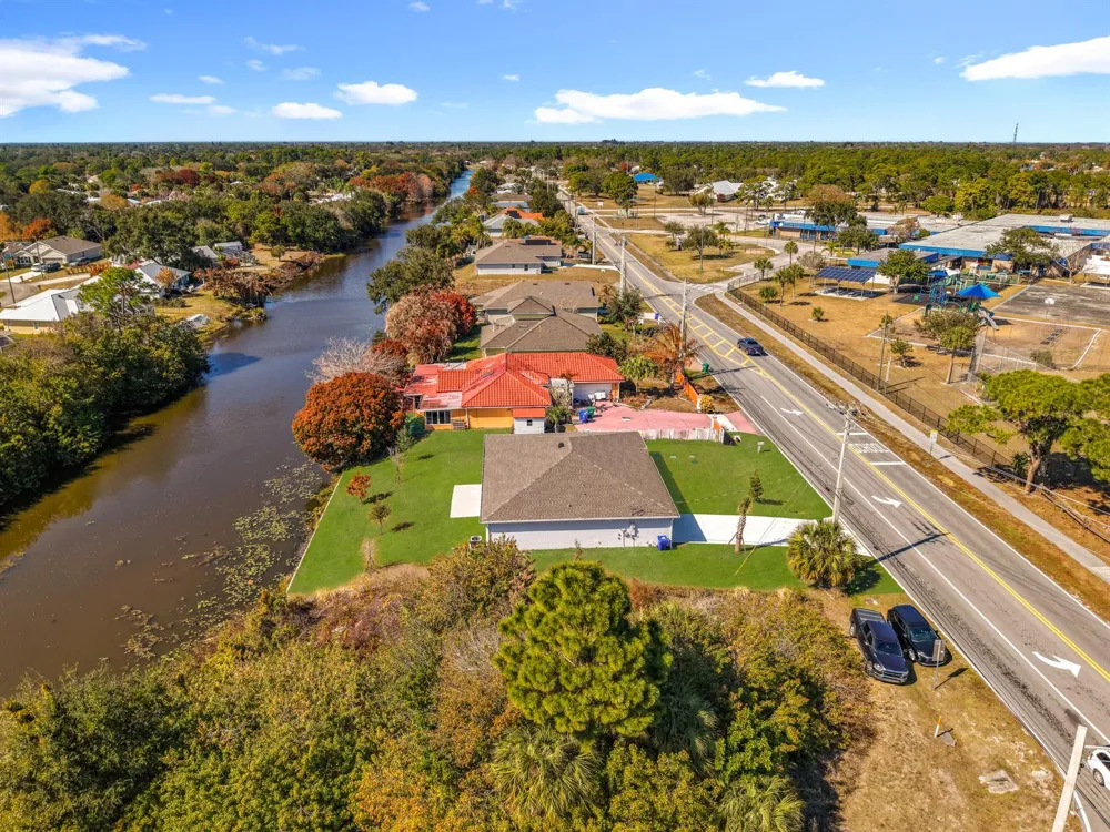 1390 Schumann Drive Sebastian, FL 32958