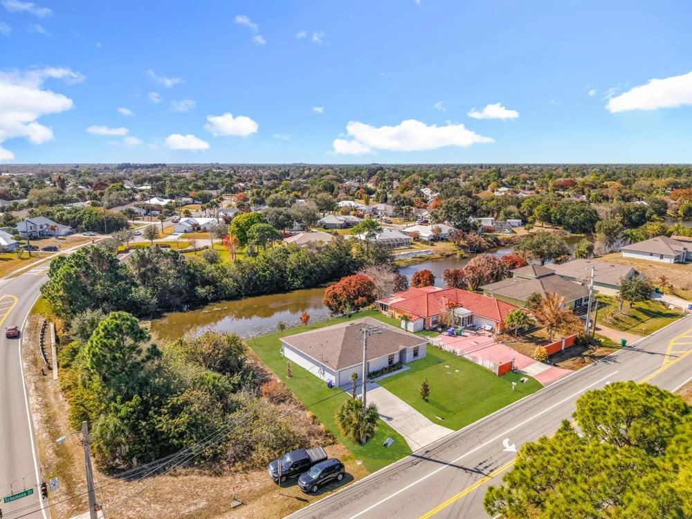 1390 Schumann Drive Sebastian, FL 32958