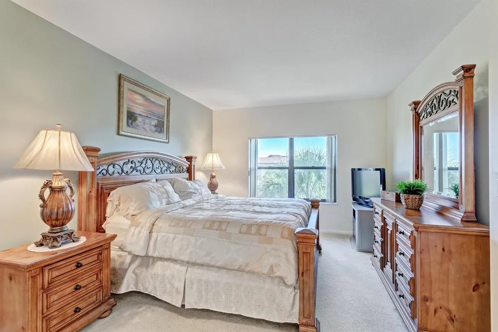 500 Uno Lago Drive #402 Juno Beach, FL 33408