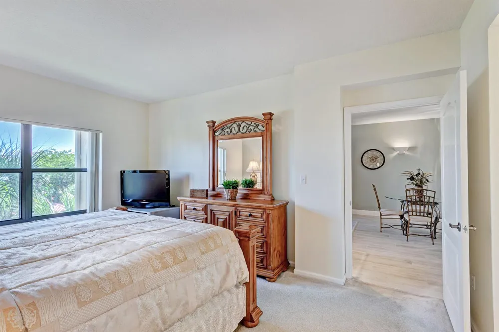 500 Uno Lago Drive #402 Juno Beach, FL 33408
