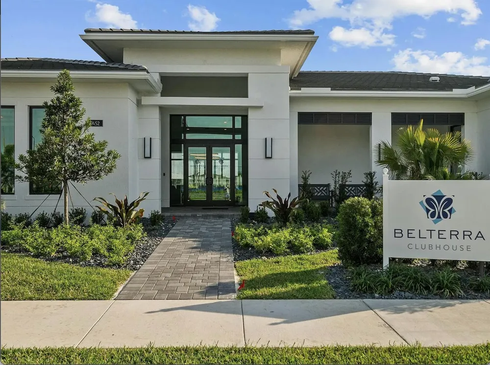 9155 SW Pinnacle Place Port St. Lucie, FL 34987