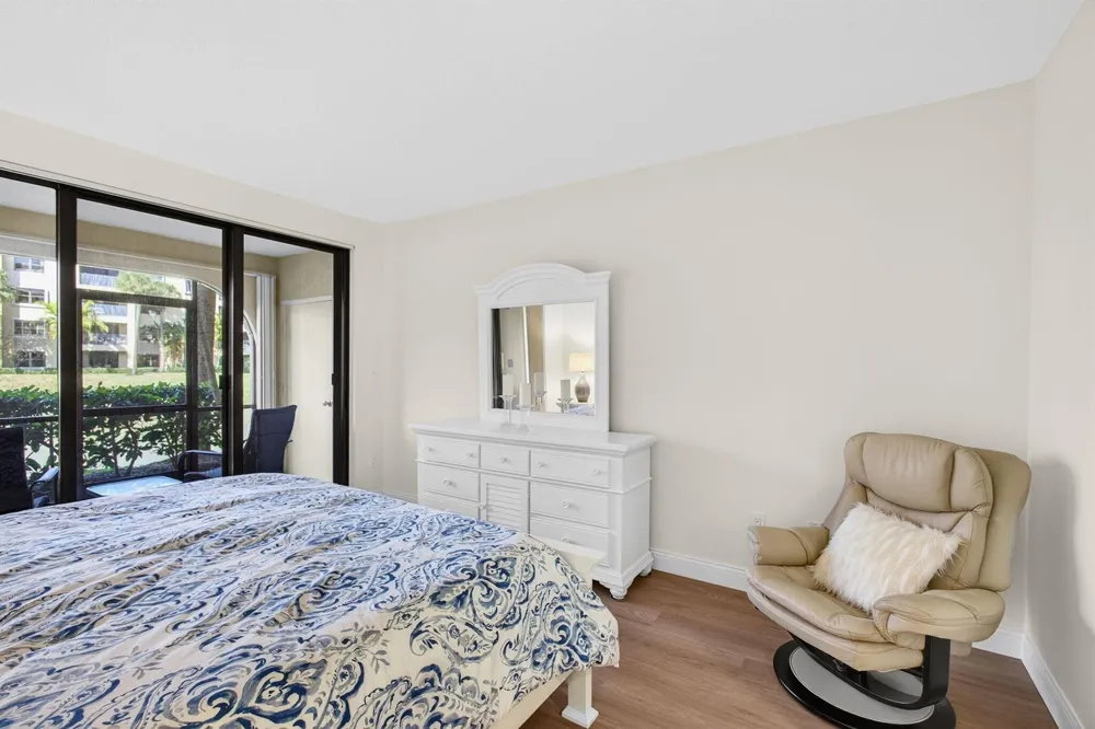 400 Uno Lago Drive #103 Juno Beach, FL 33408