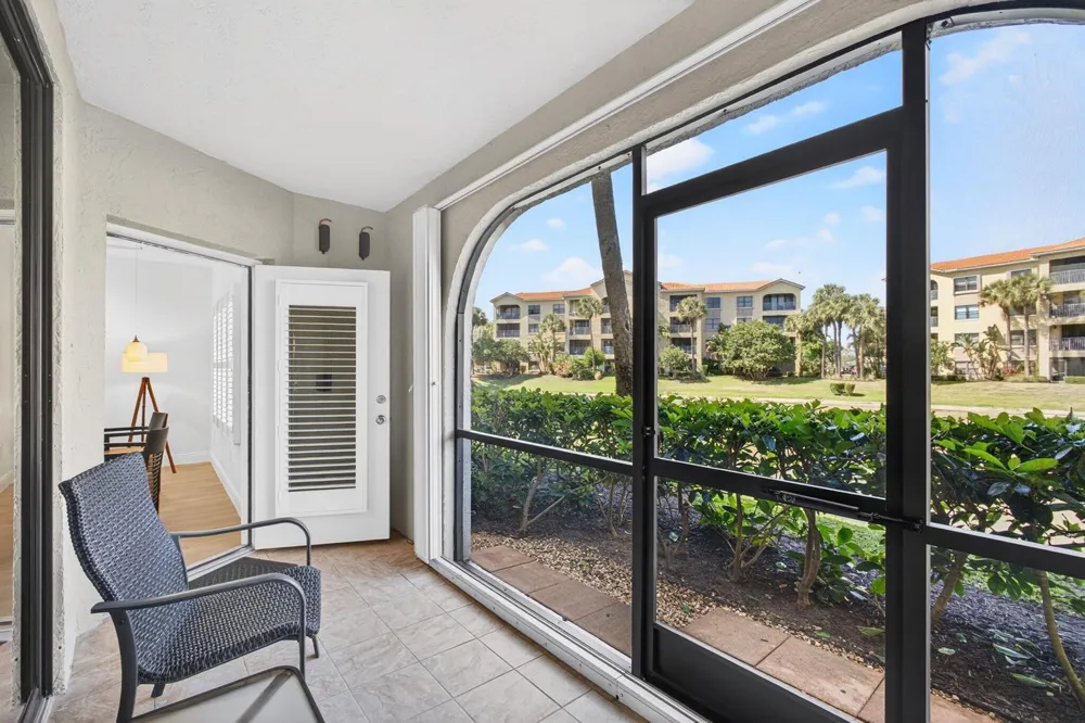 400 Uno Lago Drive #103 Juno Beach, FL 33408