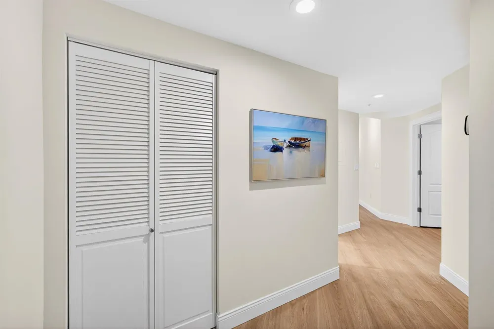 400 Uno Lago Drive #103 Juno Beach, FL 33408