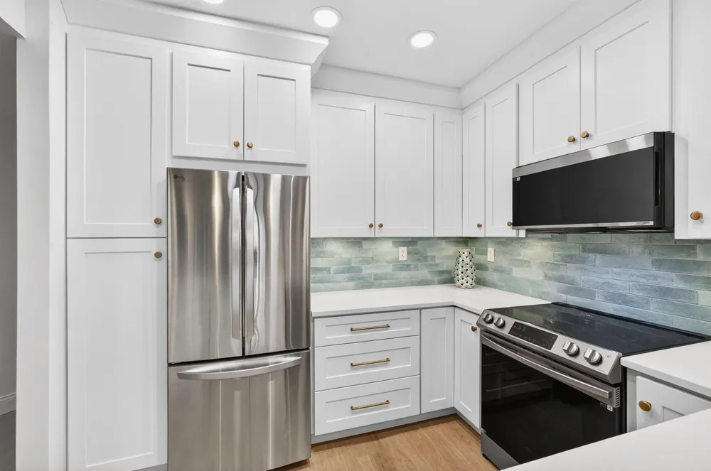 400 Uno Lago Drive #103 Juno Beach, FL 33408