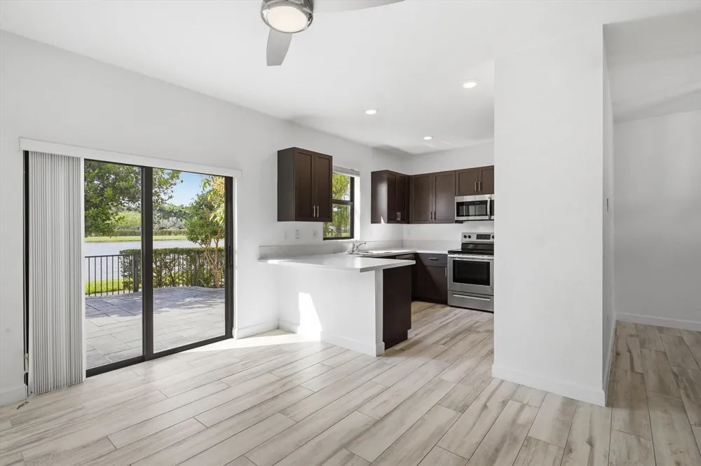 5884 Mustang Manor Davie, FL 33314