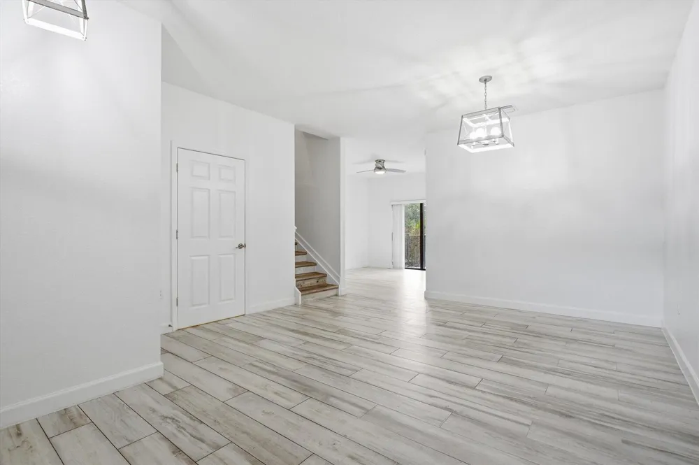 5884 Mustang Manor Davie, FL 33314