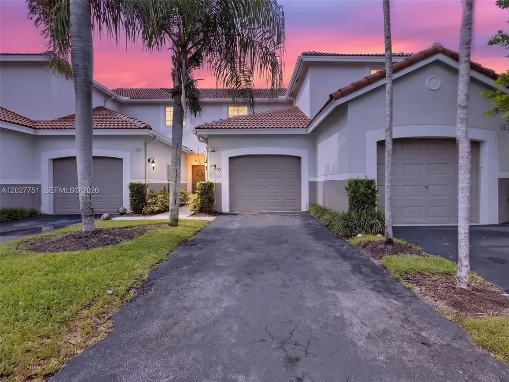 3677 San Simeon Cir #3677 Weston, FL 33331