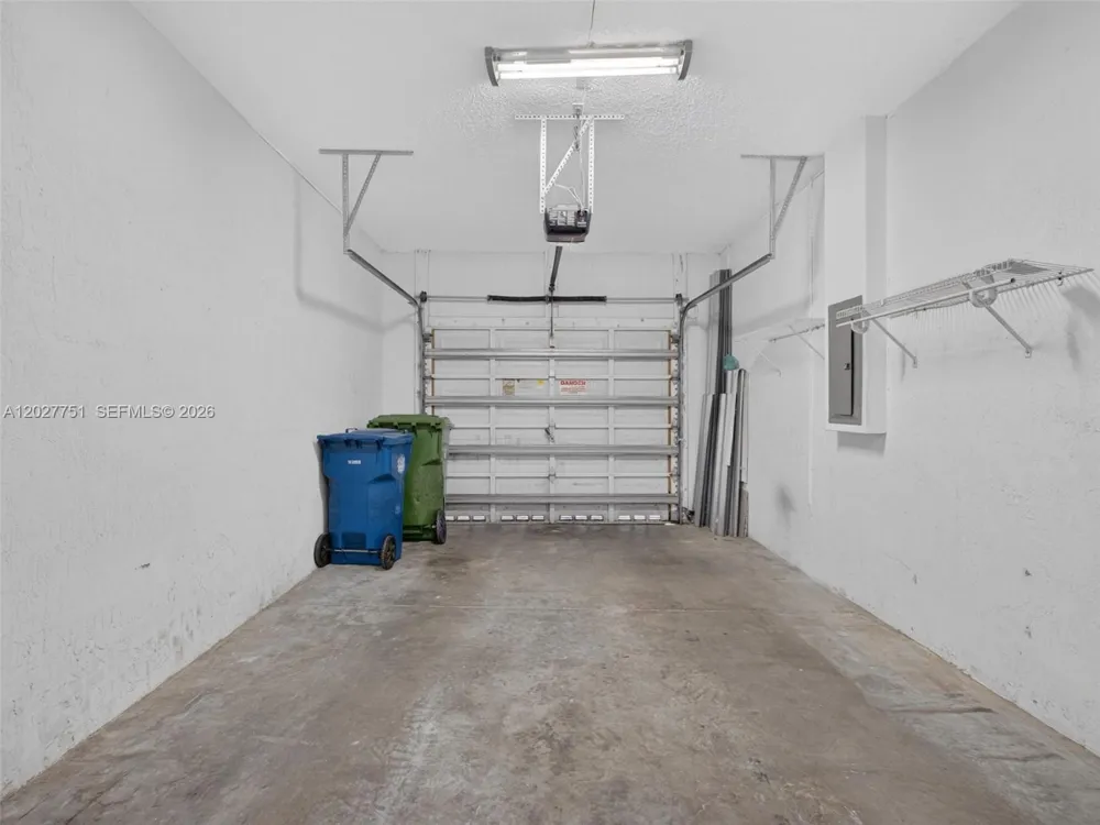 3677 San Simeon Cir #3677 Weston, FL 33331