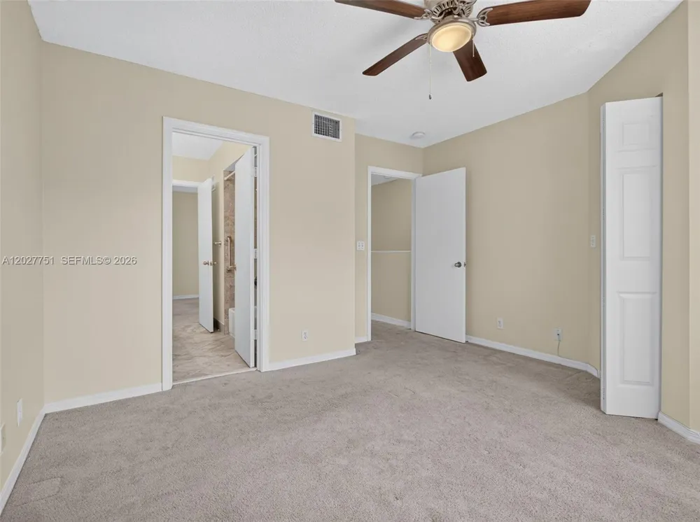 3677 San Simeon Cir #3677 Weston, FL 33331