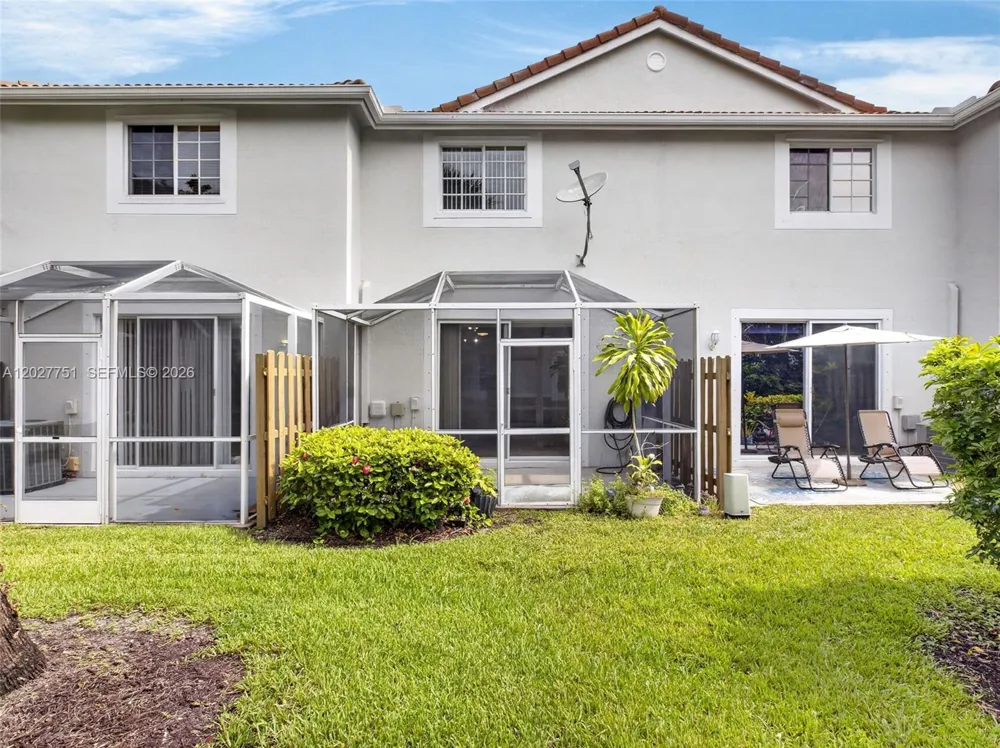 3677 San Simeon Cir #3677 Weston, FL 33331