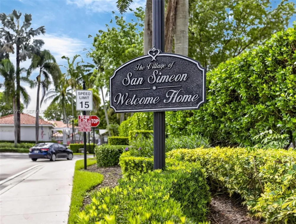 3677 San Simeon Cir #3677 Weston, FL 33331
