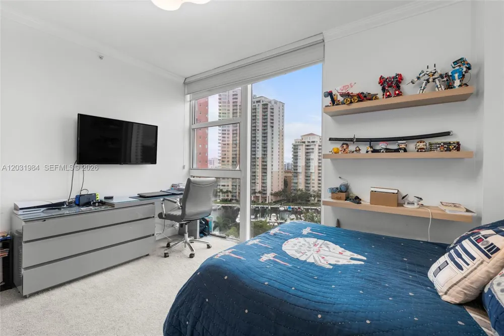 3370 Hidden Bay Dr #1205 Aventura, FL 33180