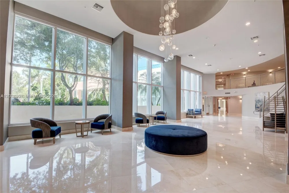 3370 Hidden Bay Dr #1205 Aventura, FL 33180