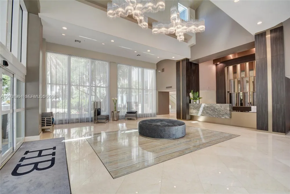 3370 Hidden Bay Dr #1205 Aventura, FL 33180