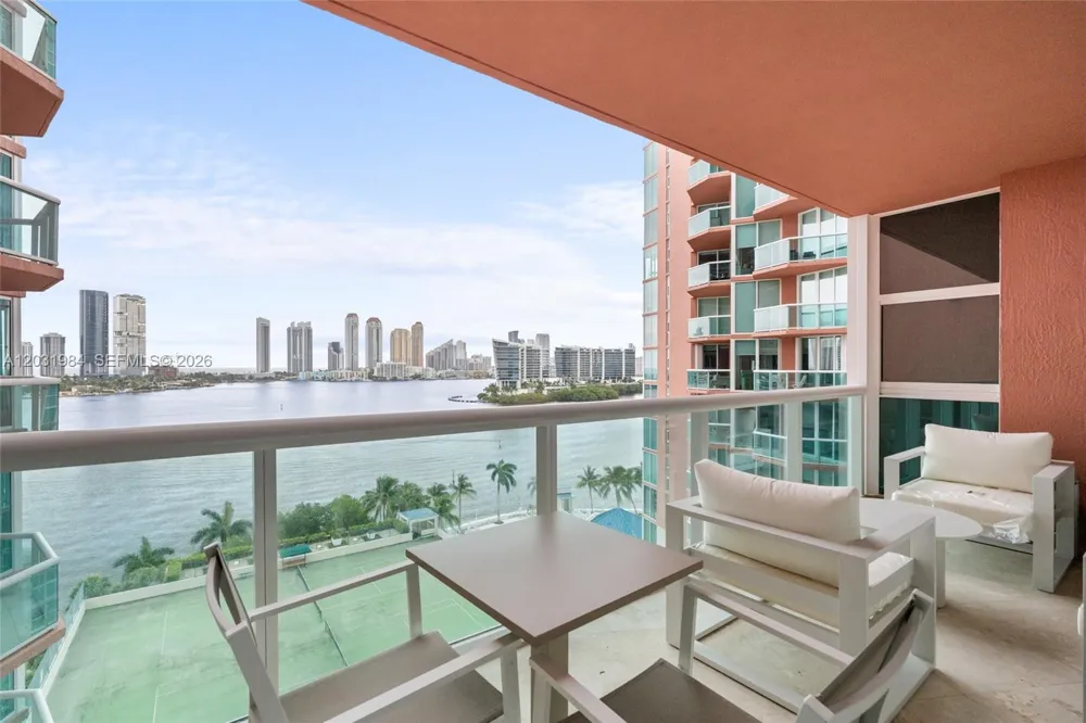 3370 Hidden Bay Dr #1205 Aventura, FL 33180