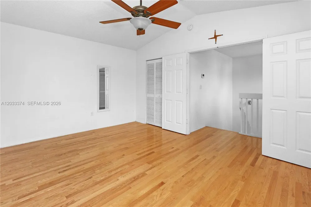 1521 Seagrape Way Hollywood, FL 33019