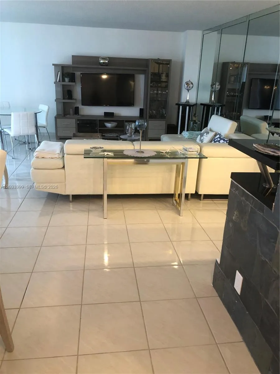 2030 S Ocean Dr #1826 Hallandale Beach, FL 33009