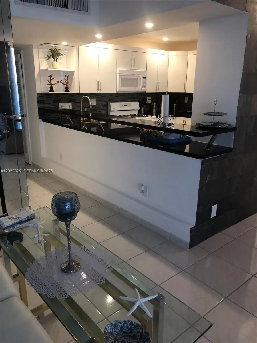 2030 S Ocean Dr #1826 Hallandale Beach, FL 33009