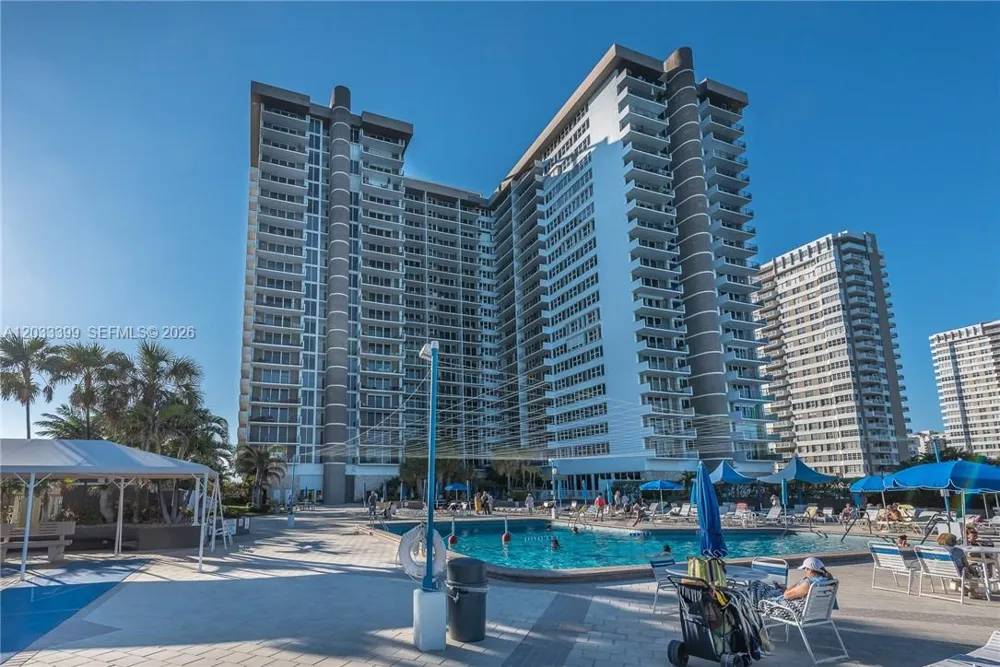 2030 S Ocean Dr #1826 Hallandale Beach, FL 33009