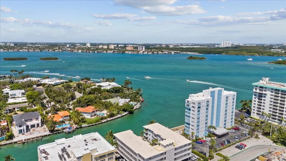 1150 101st St #502 Bay Harbor Islands, FL 33154
