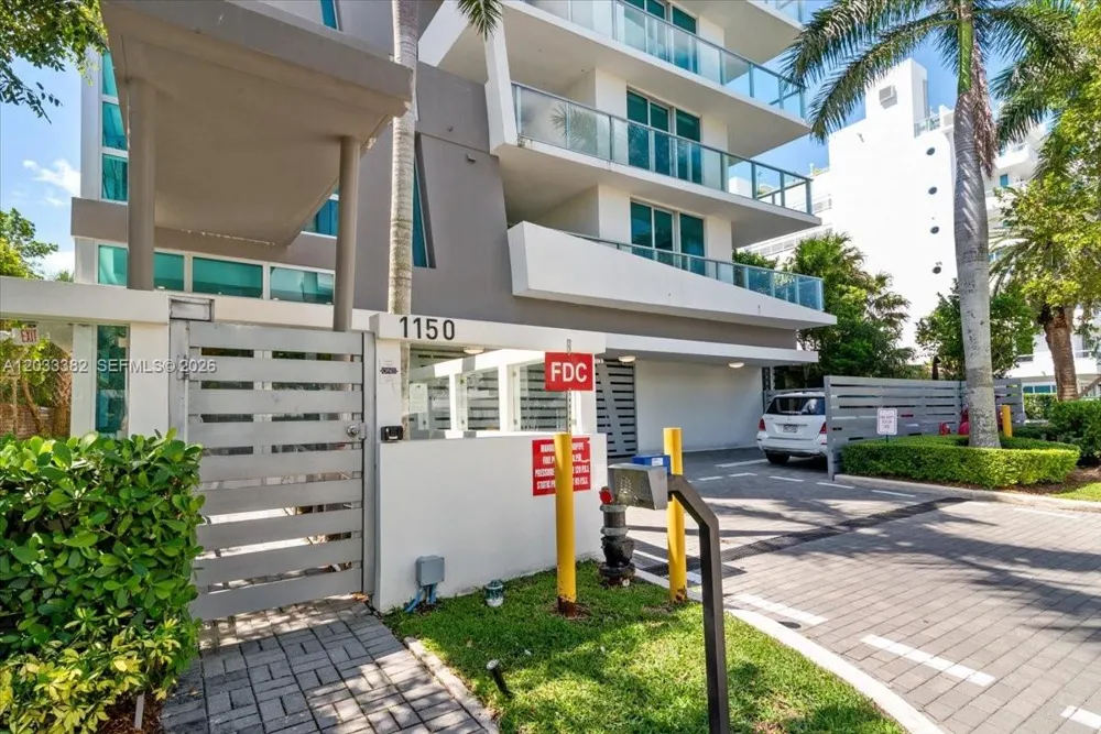 1150 101st St #502 Bay Harbor Islands, FL 33154