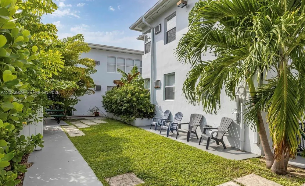 9473 Abbott Ave #5 Surfside, FL 33154