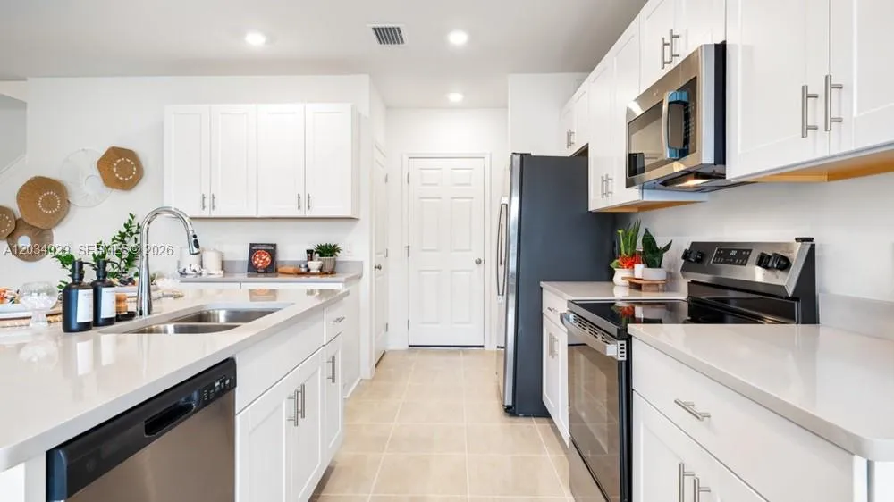 6529 Equinox Lane North Fort Myers, FL 33917