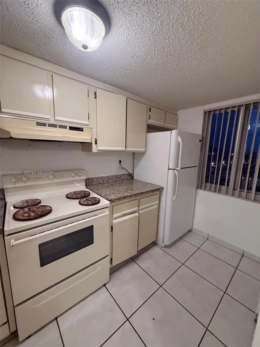 9917 W Okeechobee Rd #3-510 Hialeah Gardens, FL 33016