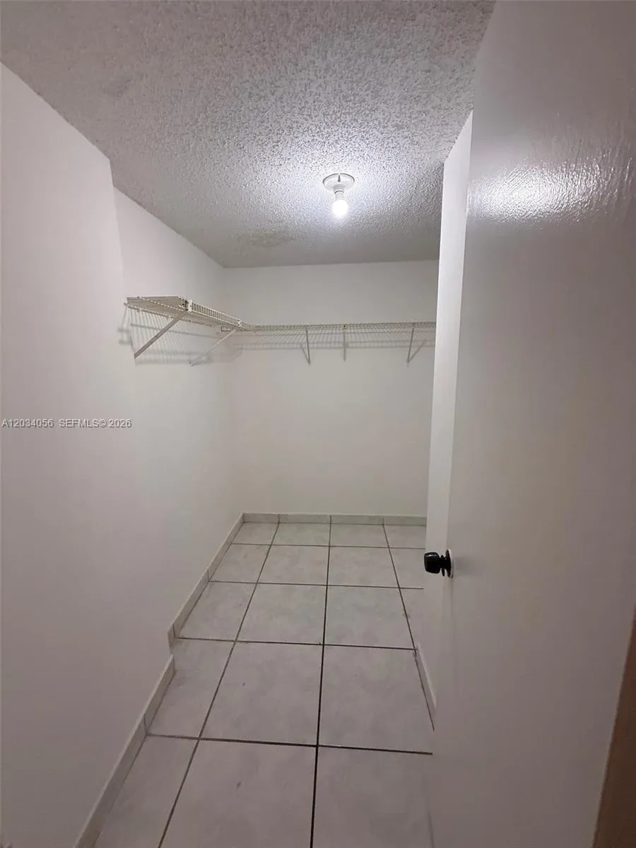 9917 W Okeechobee Rd #3-510 Hialeah Gardens, FL 33016