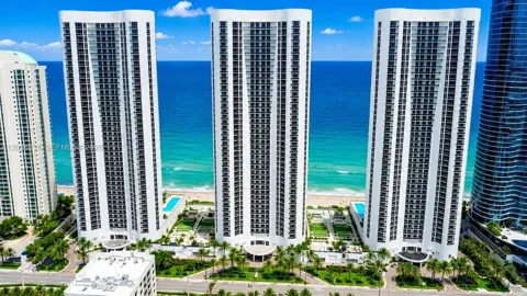 15901 Collins Ave #403