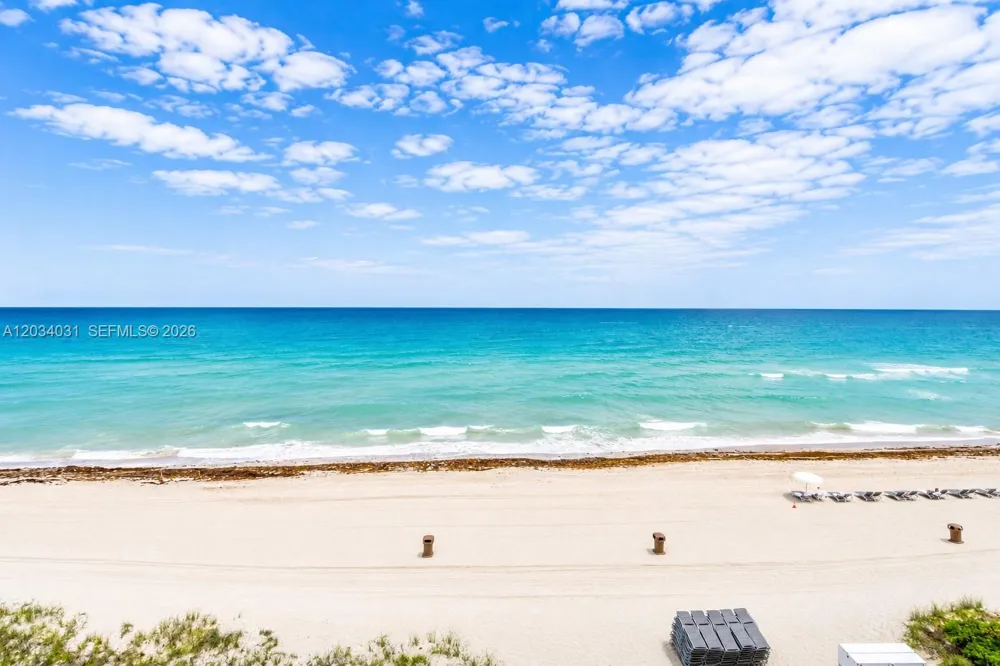 15901 Collins Ave #403 Sunny Isles Beach, FL 33160