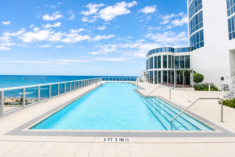 15901 Collins Ave #403 Sunny Isles Beach, FL 33160