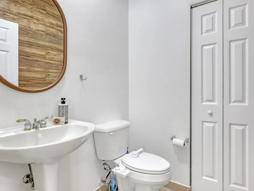 2850 S Oasis Drive Boynton Beach, FL 33426