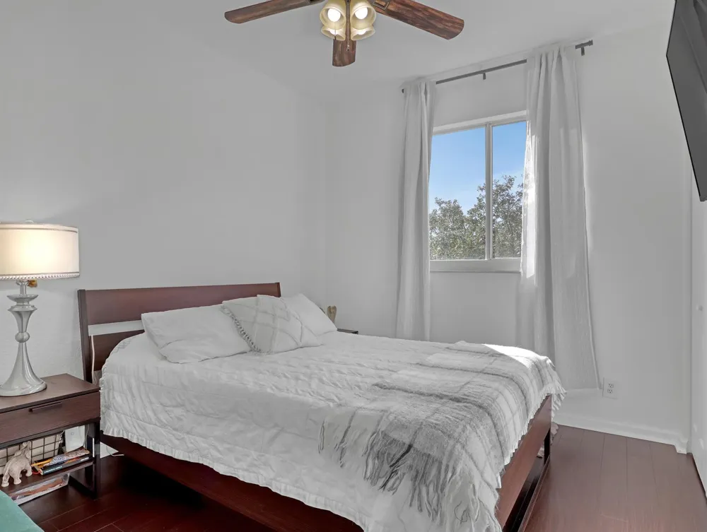 2850 S Oasis Drive Boynton Beach, FL 33426