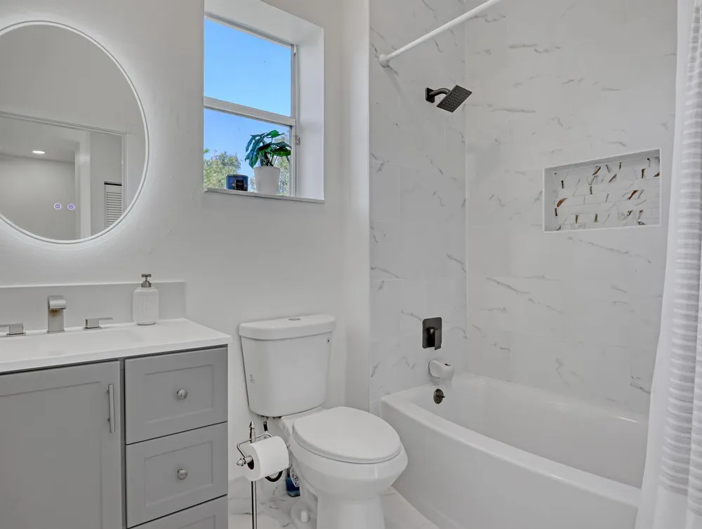 2850 S Oasis Drive Boynton Beach, FL 33426