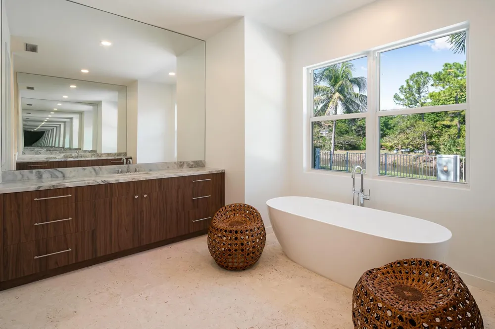 6371 SW 87th Terrace Pinecrest, FL 33156
