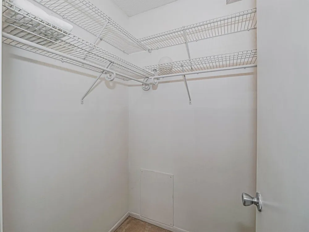 23 Plantation Drive #102 Vero Beach, FL 32966