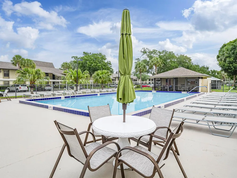 23 Plantation Drive #102 Vero Beach, FL 32966