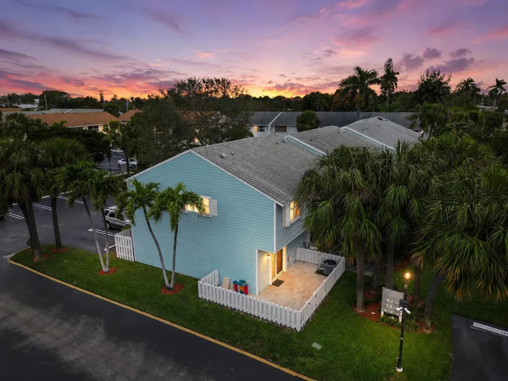 2747 NE 15th Street #2747 Pompano Beach, FL 33062
