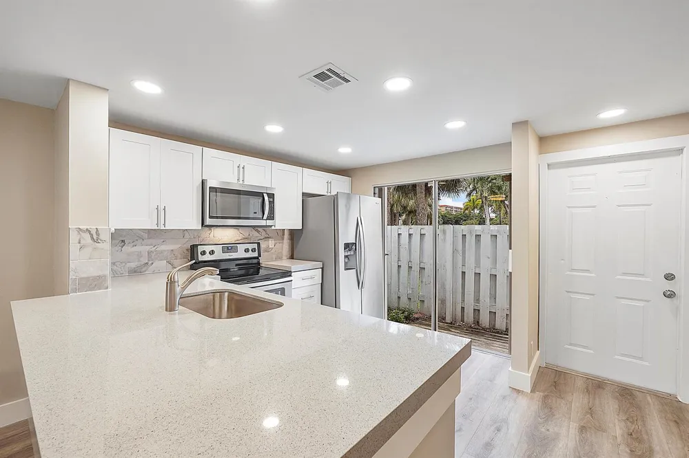 2747 NE 15th Street #2747 Pompano Beach, FL 33062